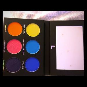 Laura Lee eyeshadow palette